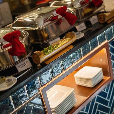 Little Saigon Boutique Hotel Хошимин Экстерьер фото